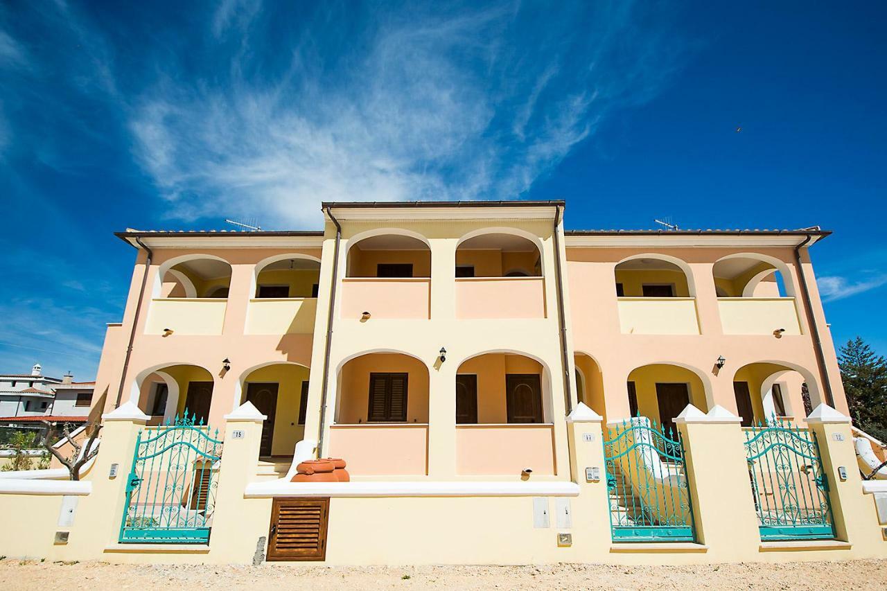 Villa Le Residenze Del Maria Rosaria - Vico Friuli 1 Orosei Exterior foto